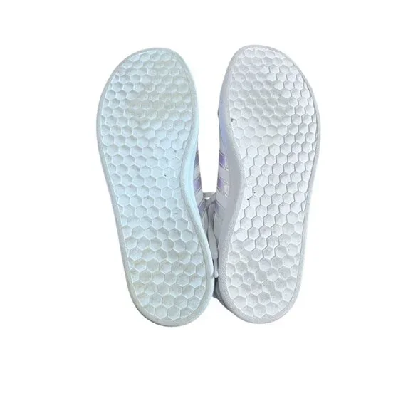 Adidas Women's White Sneakers Size 5 - Picture 5 of 6